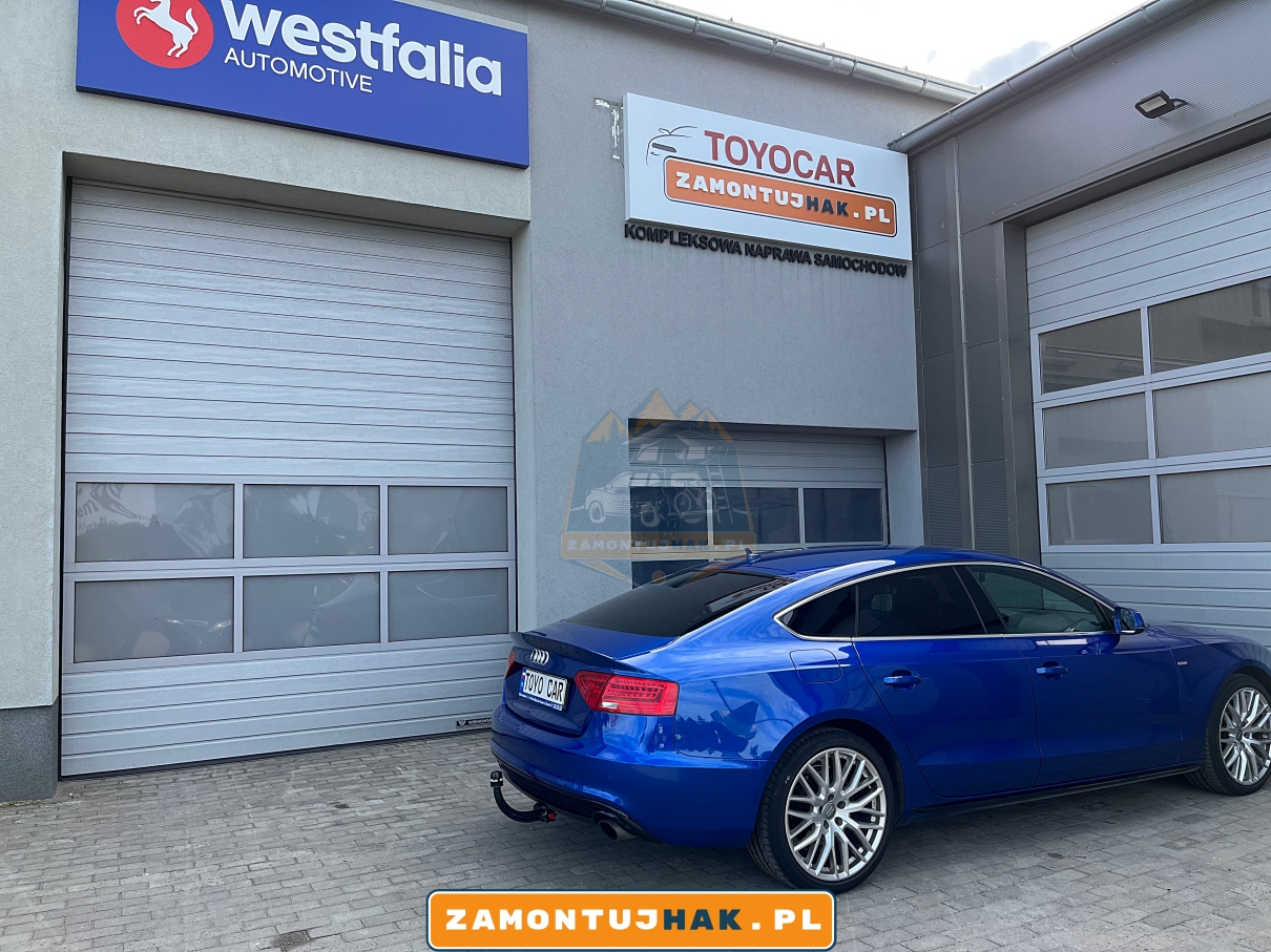 zdjecie samochodu audi a5 z hakiem holowniczym westfalia